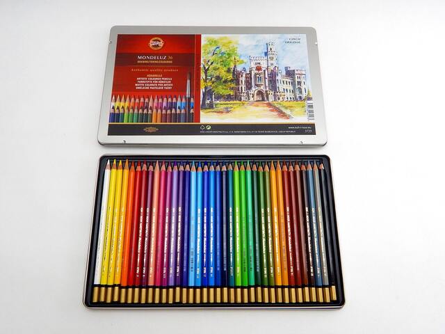 Pastelky 3725/36 akvarelové Hluboká