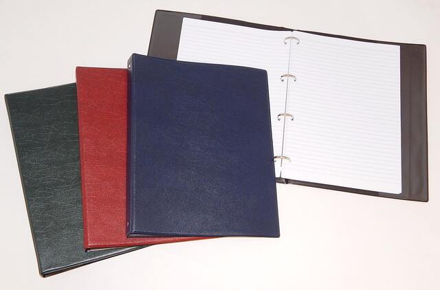 Složka 393131/I. sk.  A4 KARIS, bezftalát.