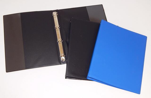 Pořadač A4 371000 4-krouž., bezftalát.