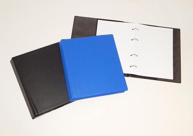 Složka A5 371017 KARIS PVC, bezftalát.