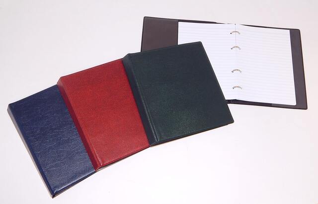 Složka 393141/I. sk. A5 KARIS, bezfttalát.