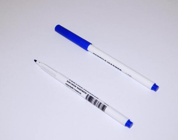 popisovač na textil 3203 modrý